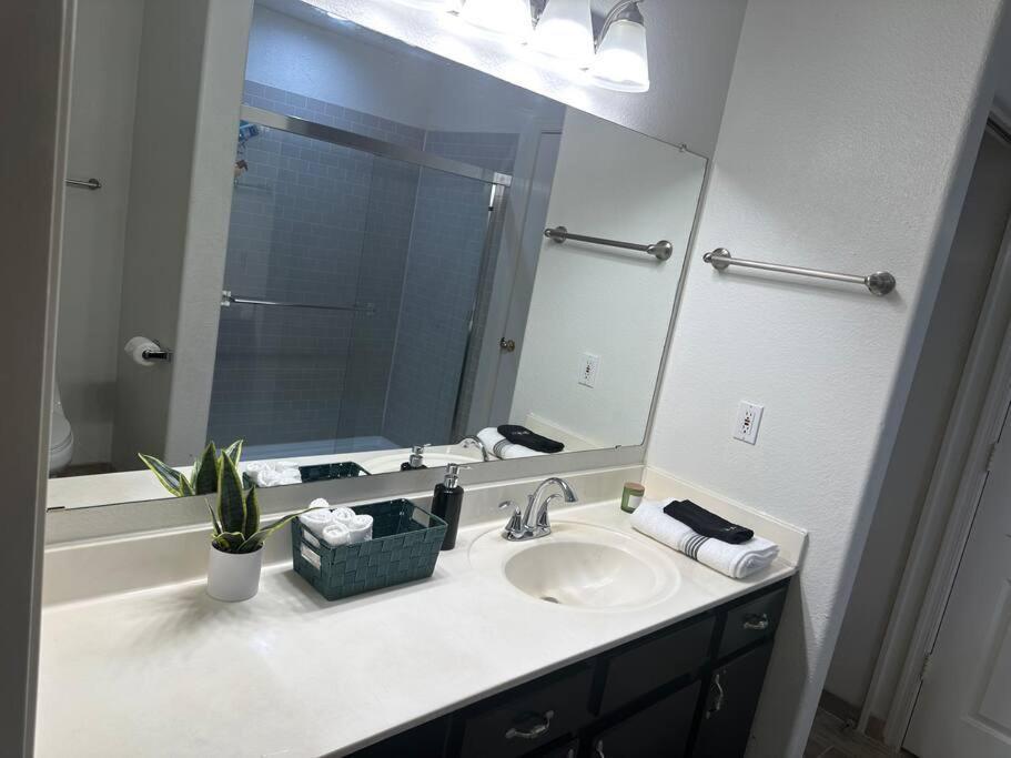 2Br Condo 15 Mins To Downtown Phoenix With Pool & Spa Exterior photo